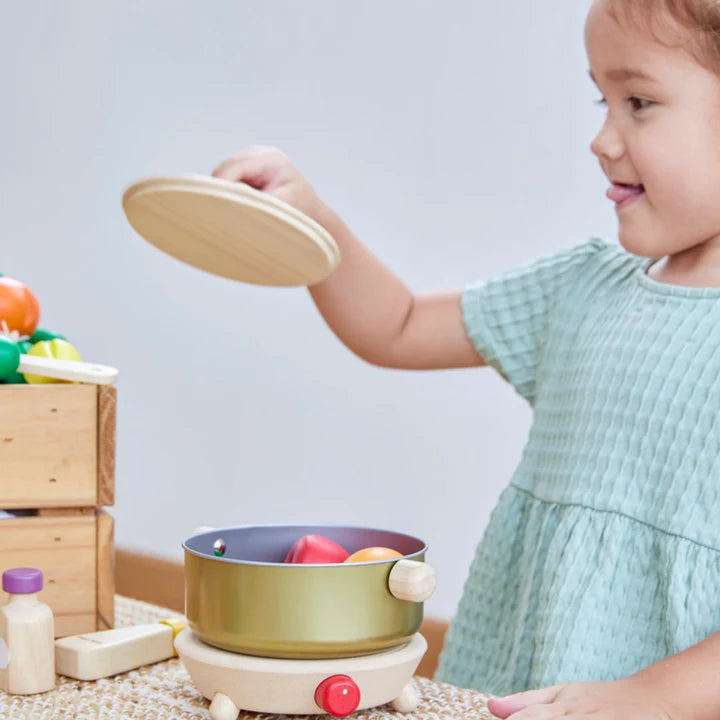 New Wooden Cookery Set
