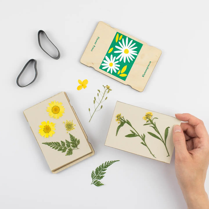 Wooden Pocket Flower Press Kit-Daisy