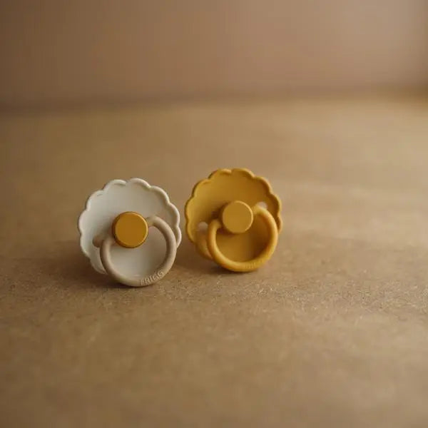 Frigg Daisy Pacifier- Chamomile