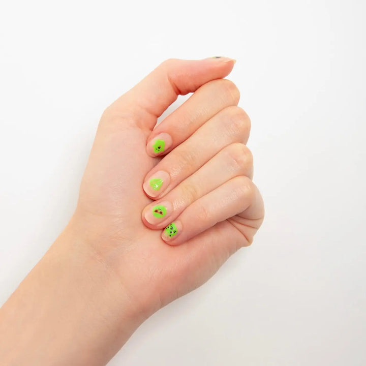 NEW 200 Nail Stickers - Glow in Dark Party