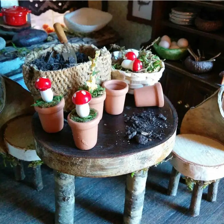 Dollhouse Miniatures:  Faux Terra Cotta Clay Look Pots (Pack of 8)