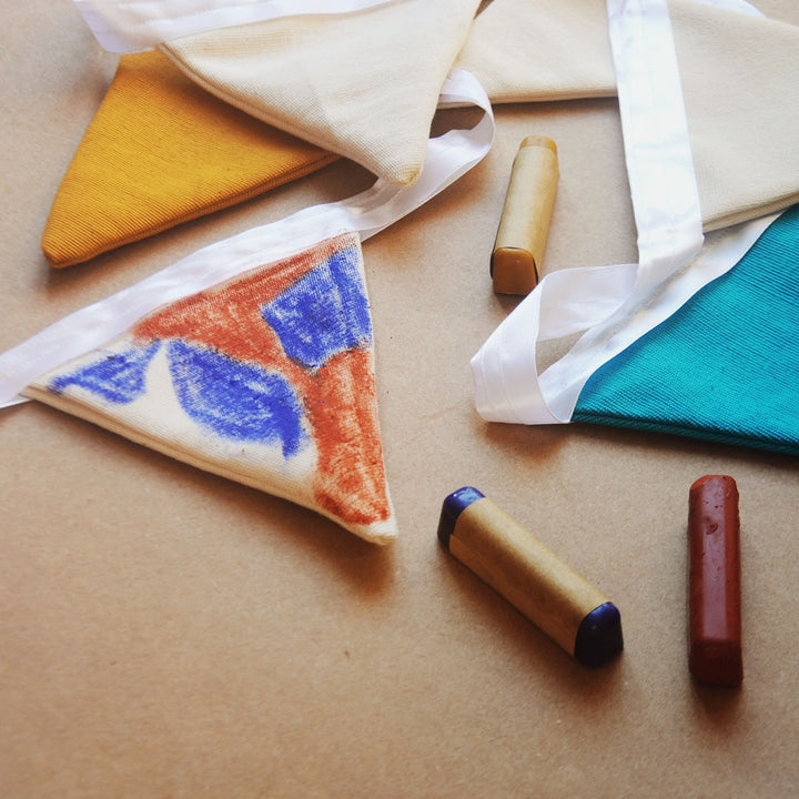 NEW Cotton Bunting Coloring Craft Set with Paint Sticks