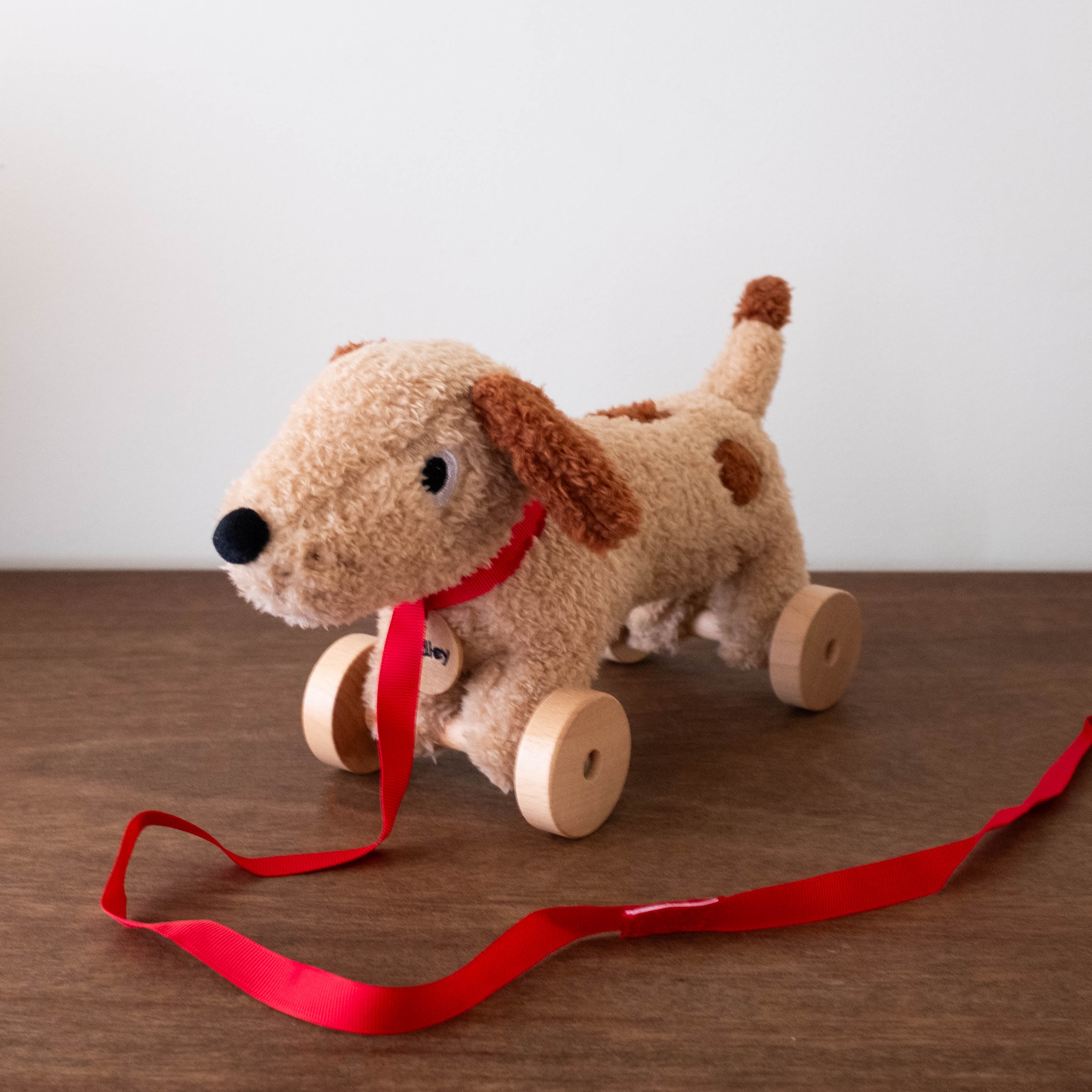 NEW Dudley Pull Along Dog Toy Shop Merci Milo