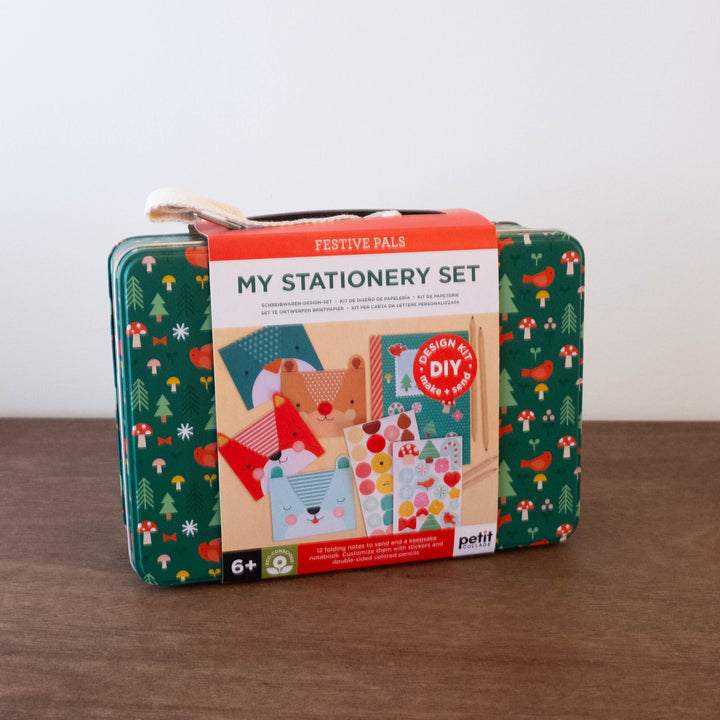 NEW Festive Pals My Stationery Set