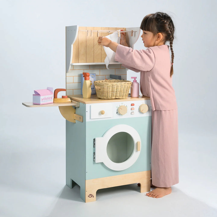 Wooden Laundrette Set