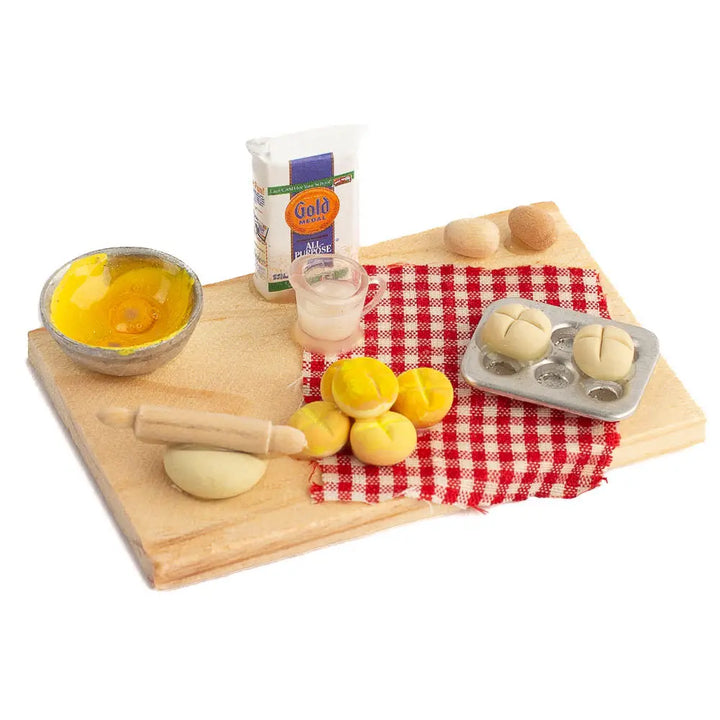 NEW Dollhouse Miniatures: Miniature Tabletop Baking Bread Set
