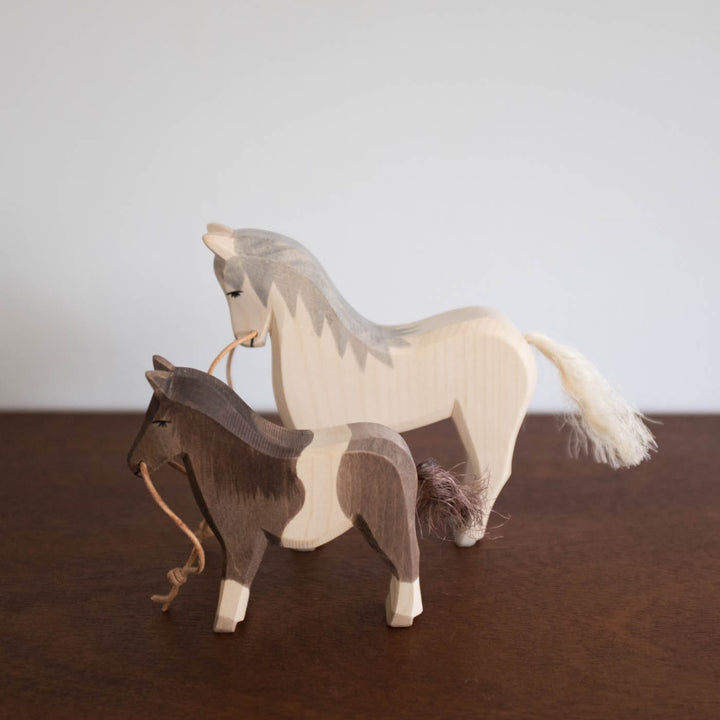 Ostheimer White Horse Toy- HAS NO REINS
