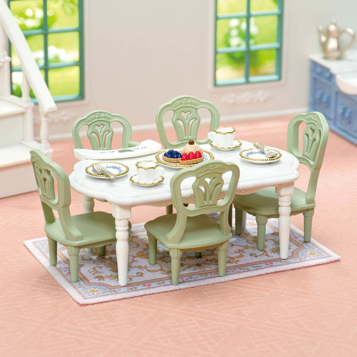 Elegant Dining Room - Red Roof Riverside Manor