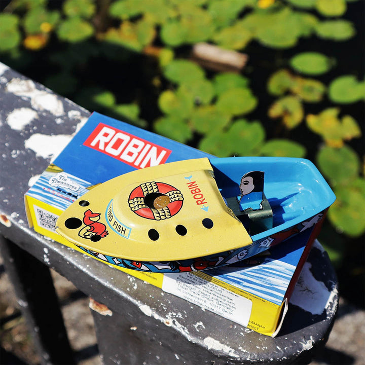 Retro Tin Candle Steam Boat Robin