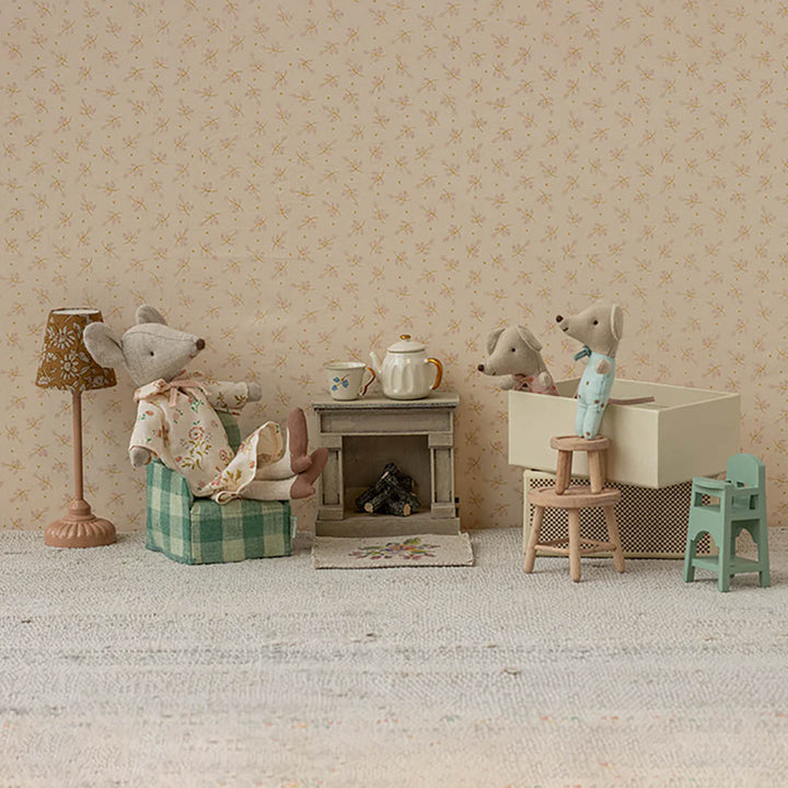 Fireplace, Mouse - Off white