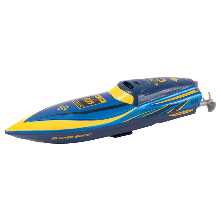 German Remote Controlled Stunt Boat - 2.4 Ghz