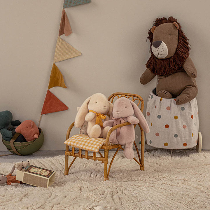 Safari friends, Lion, Big