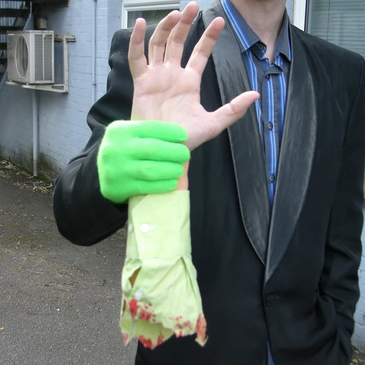 Wicked Pranks - Living Hand