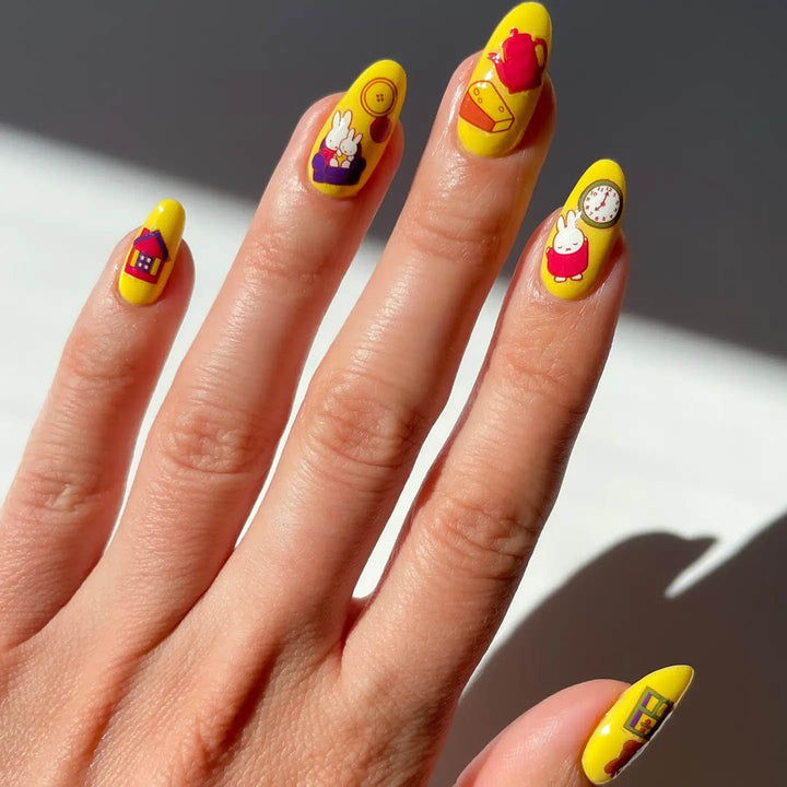 Nail Art Deco Stickers: Miffy at Home