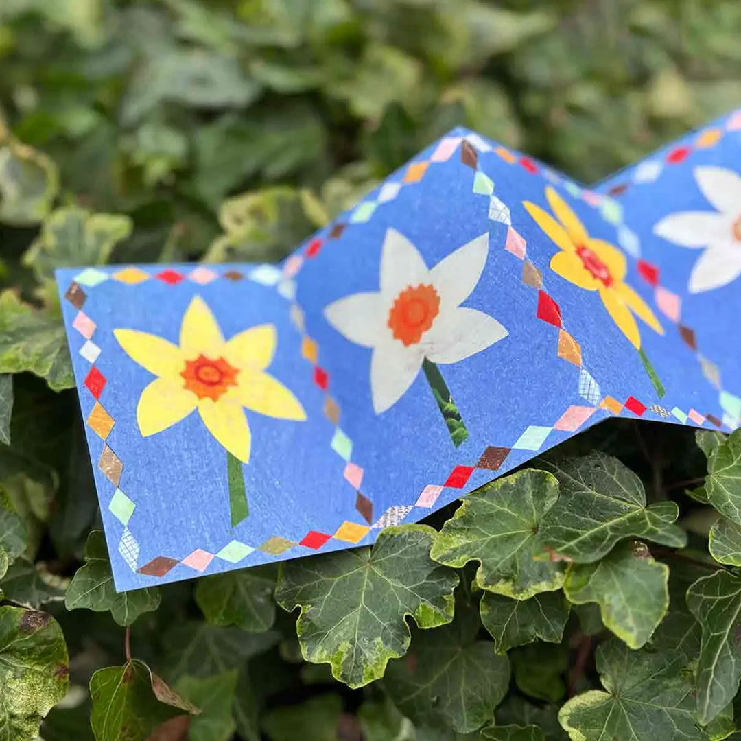 Patchwork Daffodil Concertina Card