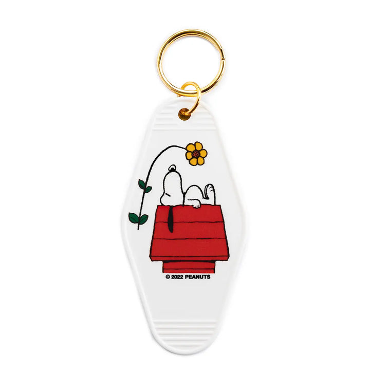 NEW Snoopy Doghouse Flower Key Tag