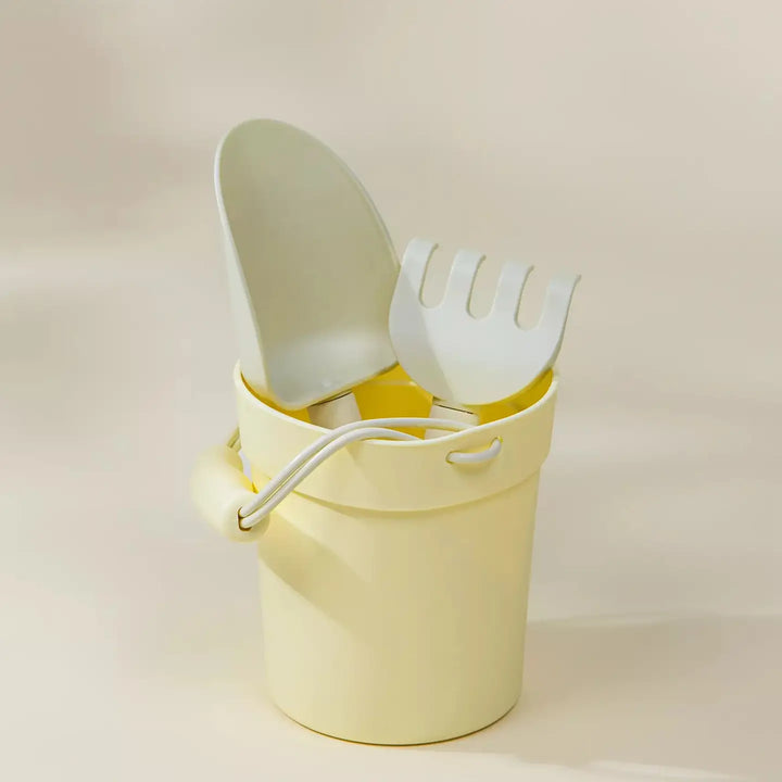 Silicone Beach Bucket & Accessories - 3 Pcs. Set