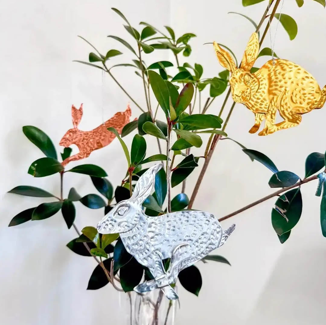 Rabbits DIY Tin Embossing Kit