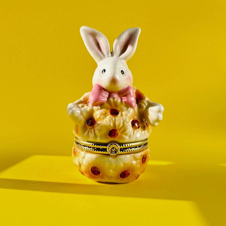 NEW Smiling Bunny Trinket Box