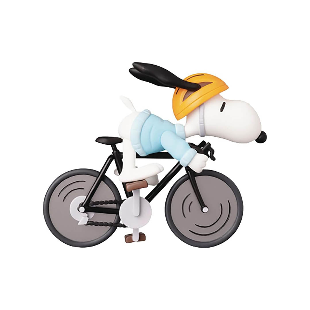 NEW Snoopy Bicycle Rider - Ultra Detail Figure Peanuts Series