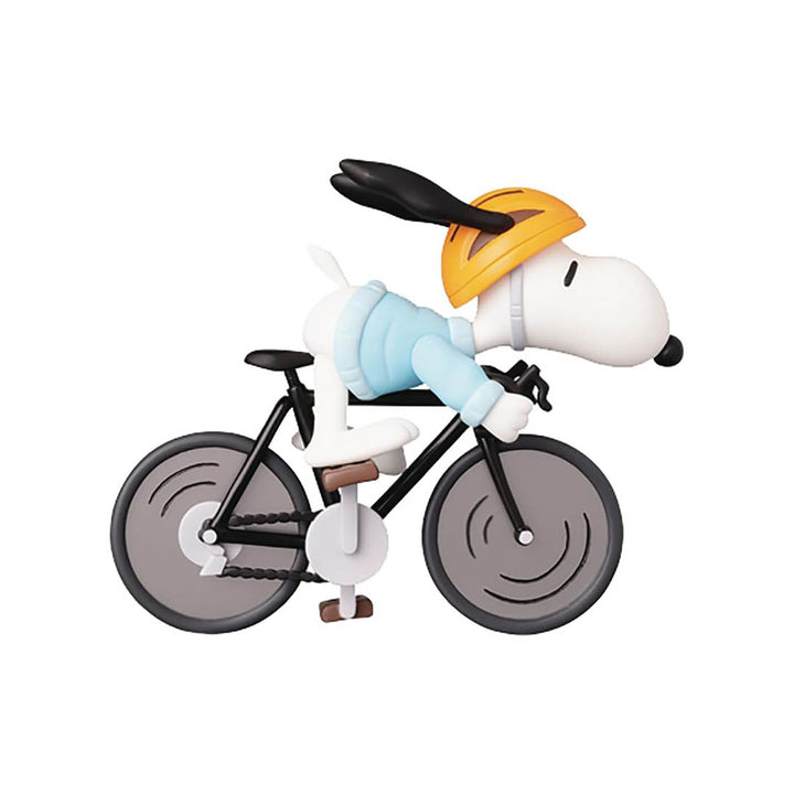 NEW Snoopy Bicycle Rider - Ultra Detail Figure Peanuts Series