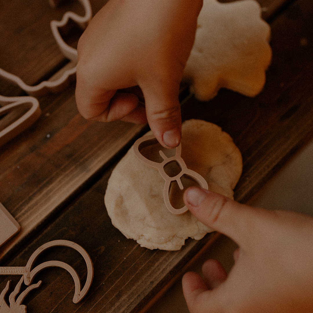 Ghost Stamp and Cutter Set - Halloween Eco Playdough Tool