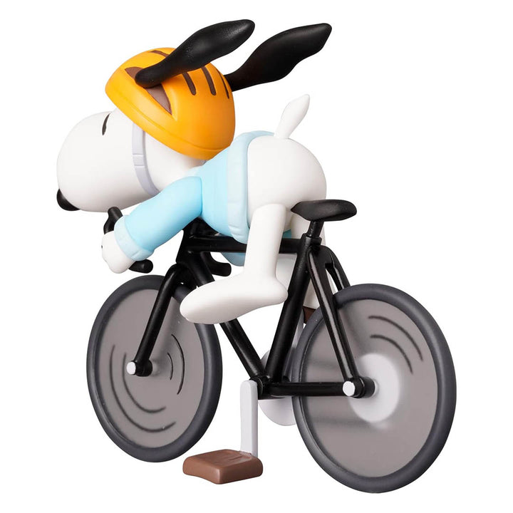 NEW Snoopy Bicycle Rider - Ultra Detail Figure Peanuts Series