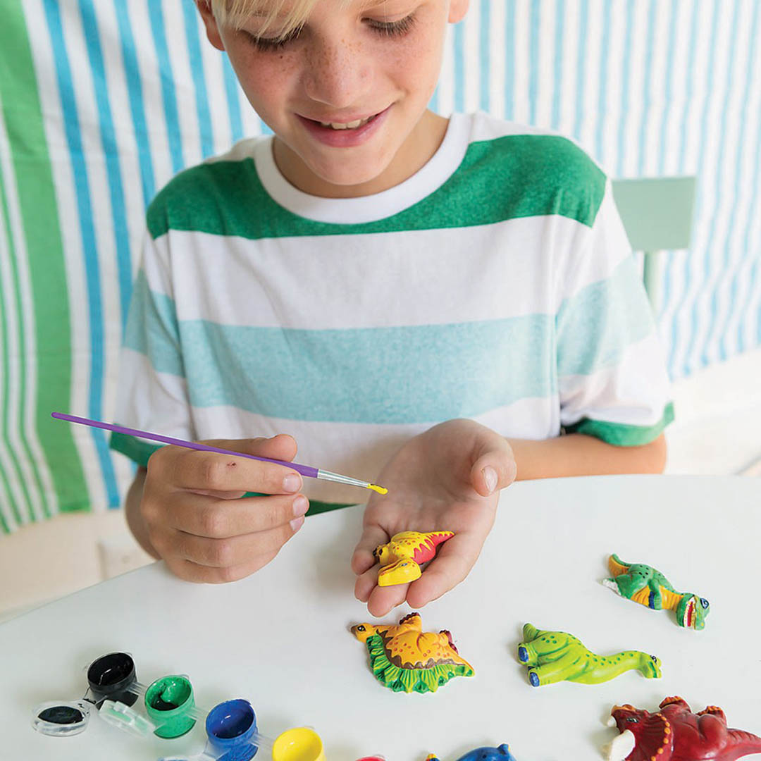 Glow-in-The-Dark Mould & Paint Dinosaur Art Kit