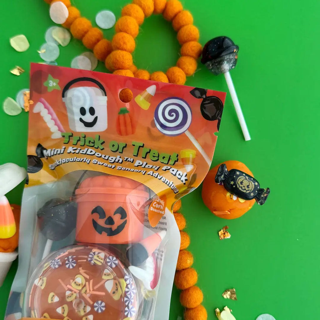 Trick or Treat Mini KidDough Play Pack