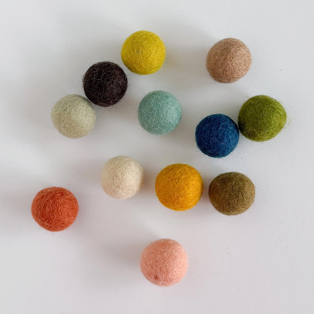 Wood Slingshot with 12 Felt Balls - Muted Rainbow