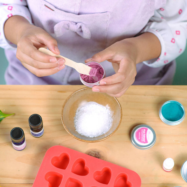 Case Pack Kiss Naturals DIY Bath Bomb Kit (Kids)