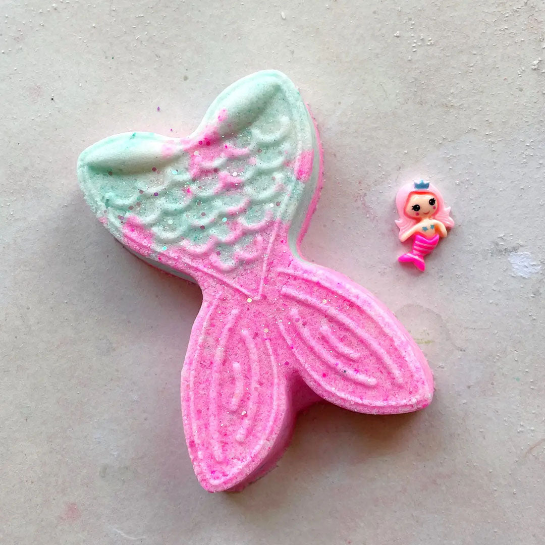 Mermaid Bath Bomb - with toy inside!