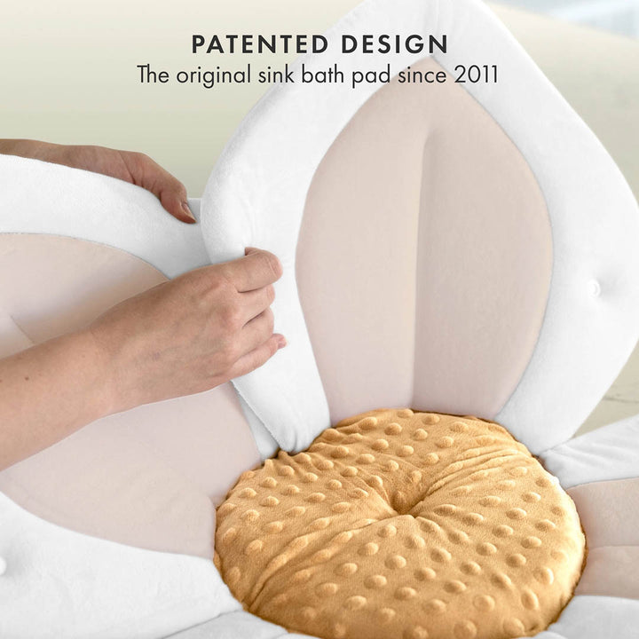 NEW Lotus Bath Seat with Button Snaps