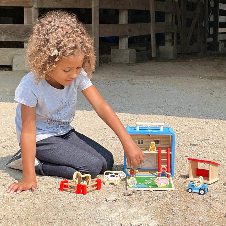 Suitcase Play Set - Barnyard