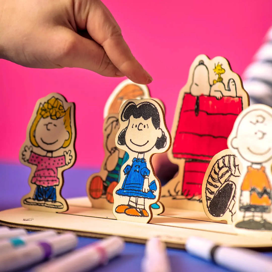 OOLY x Peanuts: Color-in' Wooden Scene Kit