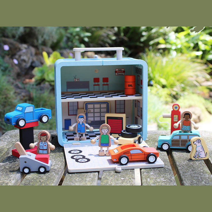 Suitcase Play Set - Auto Repair Shop Garage