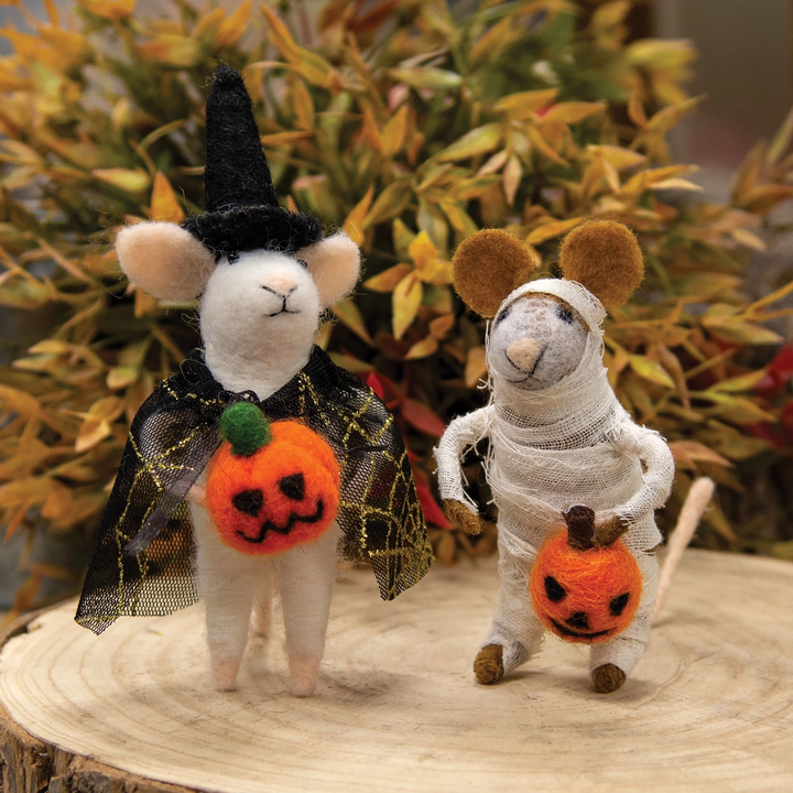NEW Felted Witch Mouse Ornament
