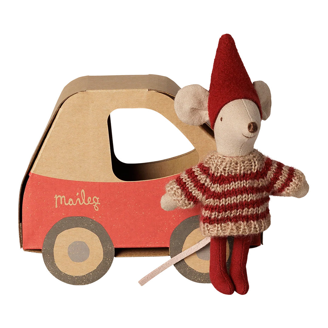Christmas mouse, Little sister in car box