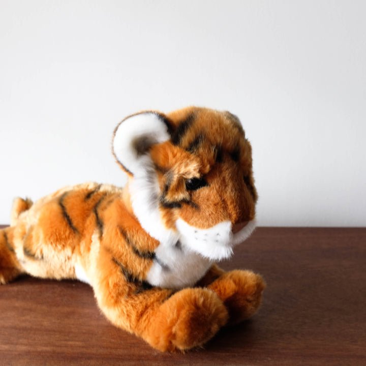 Cuddly Dolls: Bengal Tiger Cub