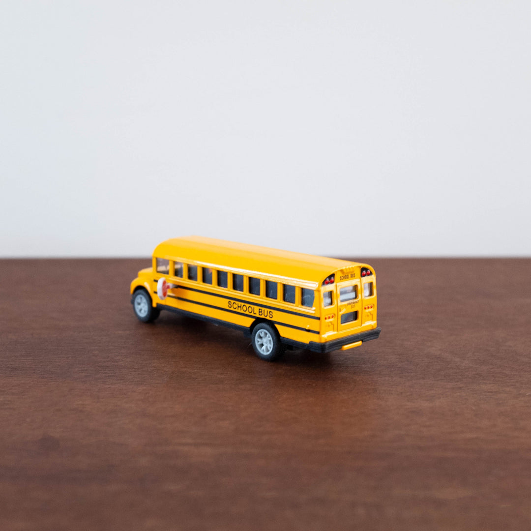 NEW Die Cast Metal Cars: School Bus