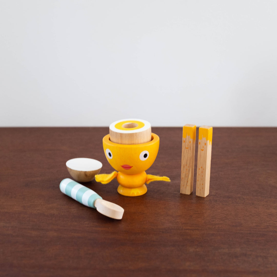 NEW Egg Cup Set