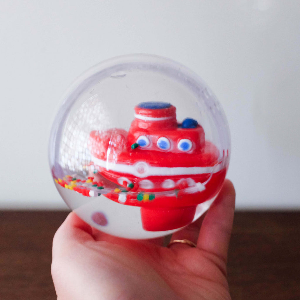 NEW Water Tugboat Bubble Bath Toy