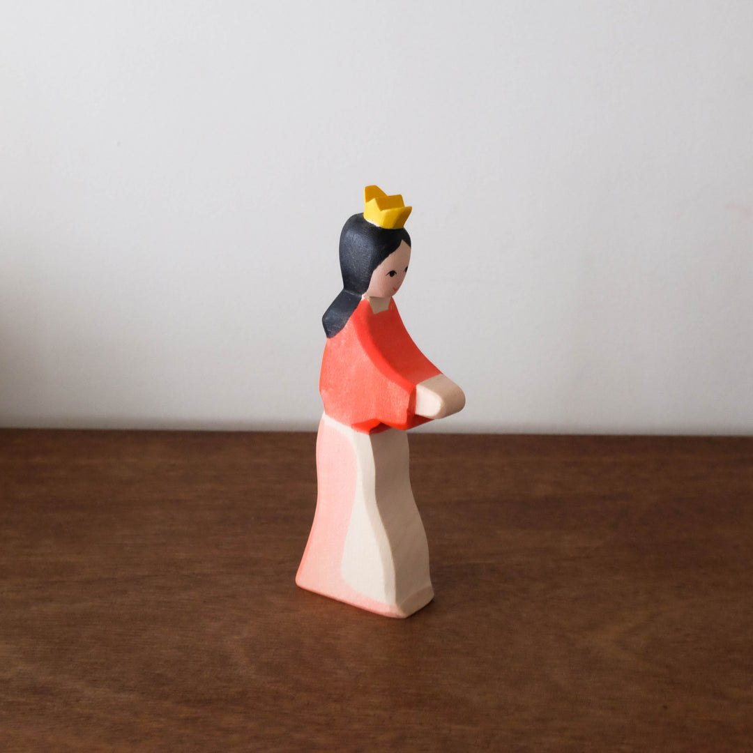 NEW Ostheimer Snow White