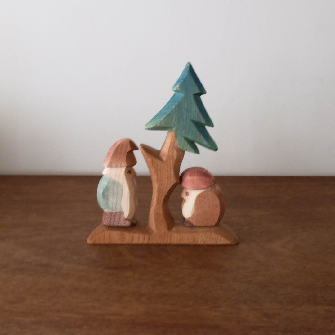 Ostheimer Fir Tree & Dwarves Set