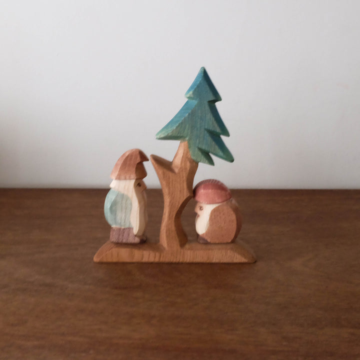Ostheimer Fir Tree & Dwarves Set