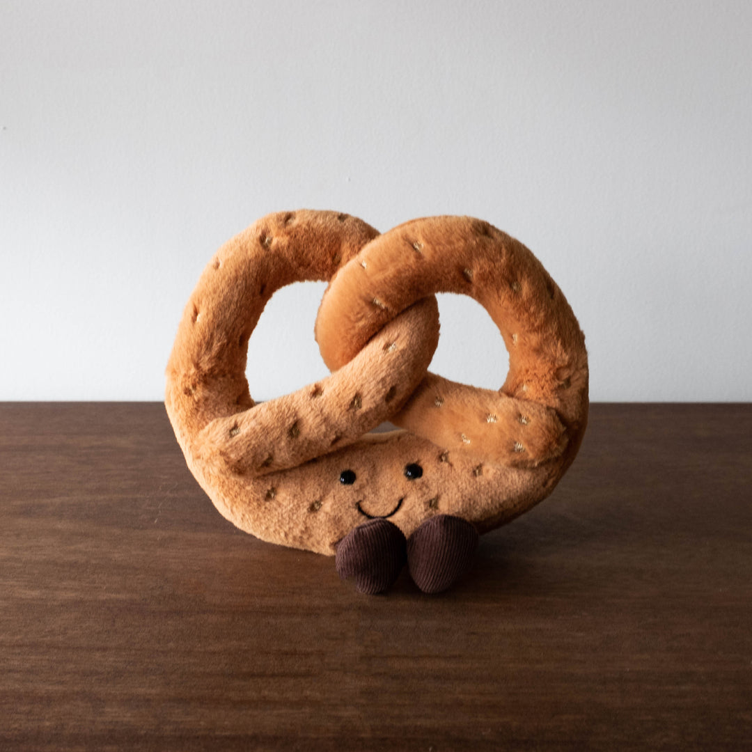 Amuseable Pretzel- Medium