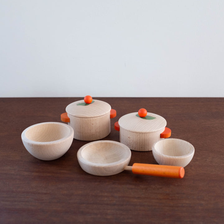 Wooden German Cookware Set Natural