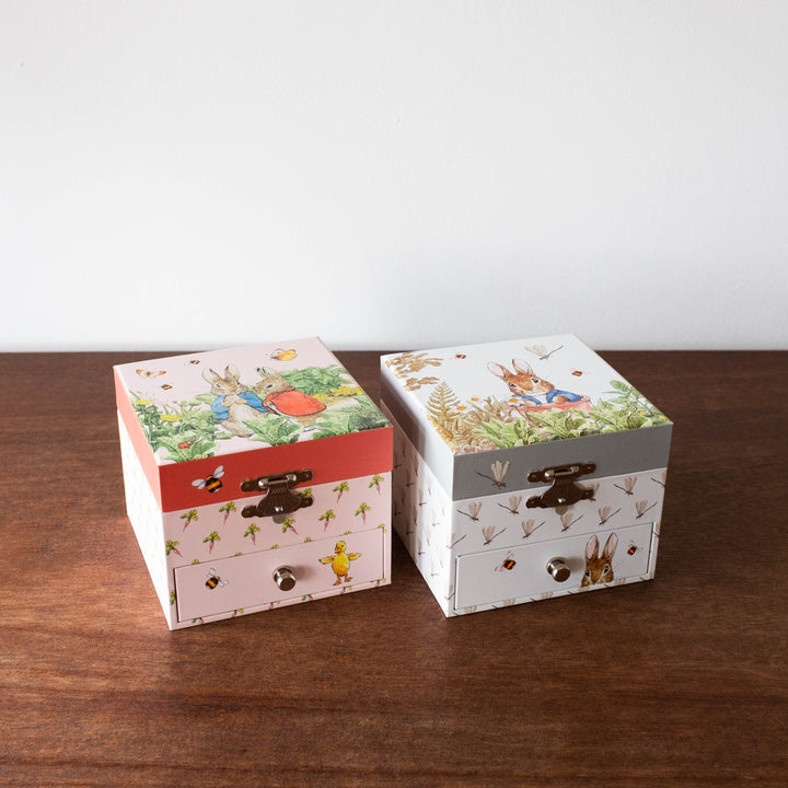 Jewelry Music Box- Peter Rabbit© Cube Carrot - Beatrix Potter Red