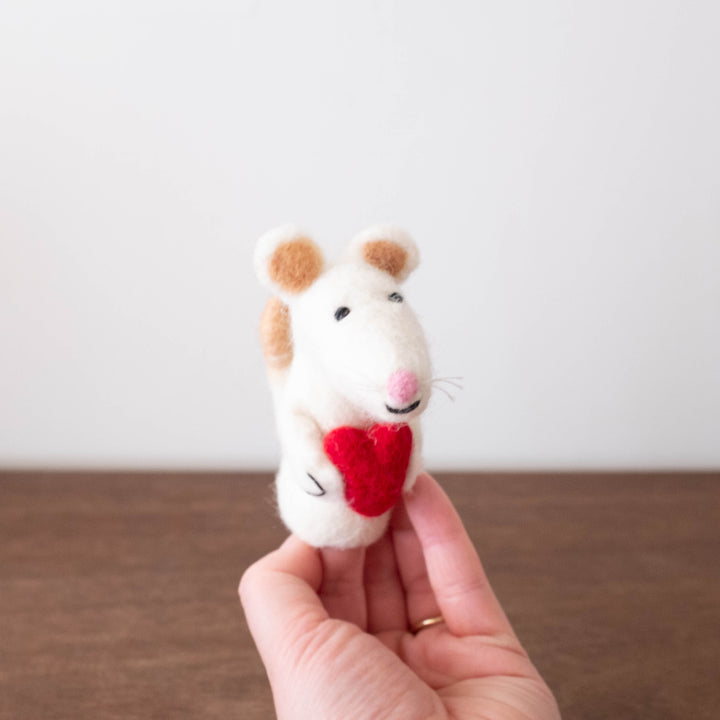 NEW Wool Felt Finger Puppet- Mouse with Heart