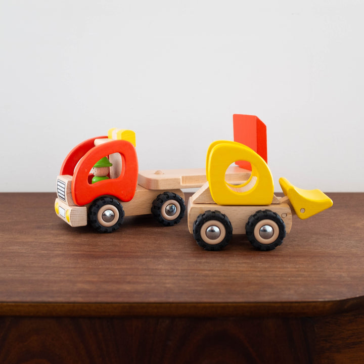 NEW Heirloom Tow Truck Set